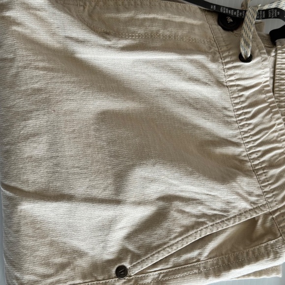Vuori Women's Ripstop Pant  SZ Large NWOT - Picture 8 of 8